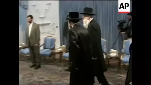 NKI members visited Iranian leaders YouTube Dec 14 2006 NKI members met with Iranian president.mp4_#61